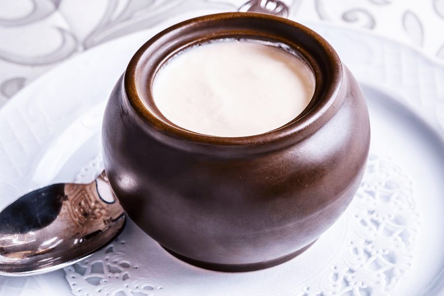 Армянский кисломолочный напиток Мацони (Мацун)